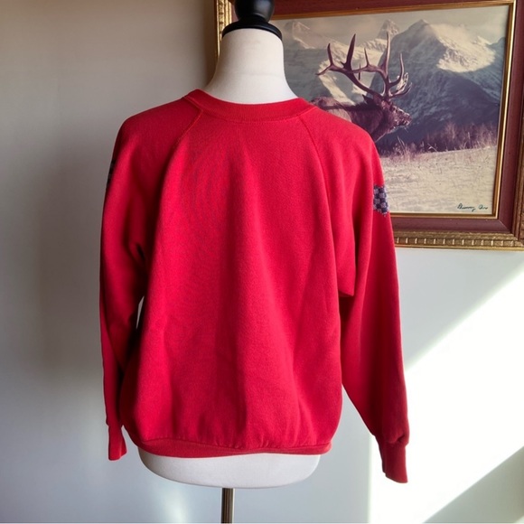 Vintage Embroidered Sweatshirt - Picture 4 of 6